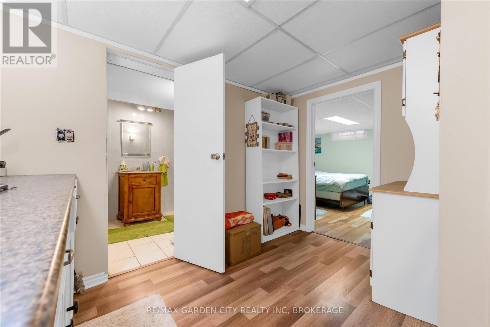 26 Howard Avenue, St. Catharines, Ontario  L2N 3X1 - Photo 25 - X12484107