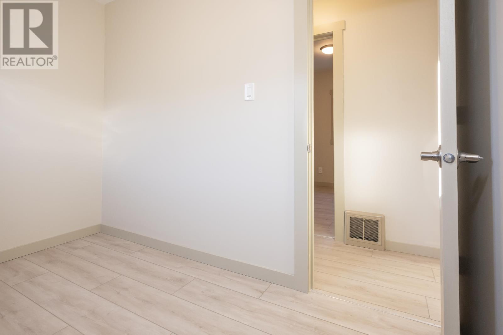 147 Mary St E, Thunder Bay, Ontario  P7E 4J6 - Photo 13 - TB253321