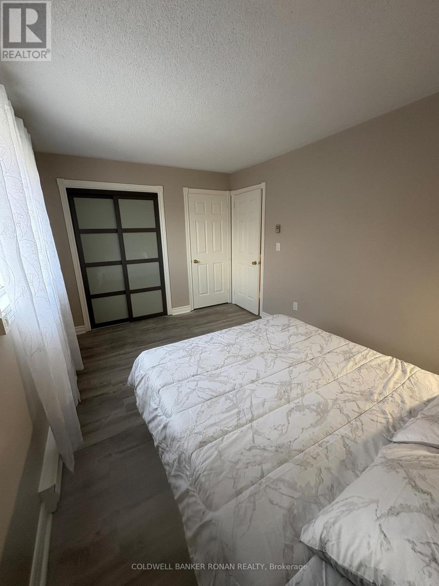 140 Fernwood Drive, Gravenhurst, Ontario  P1P 1P4 - Photo 22 - X12483975