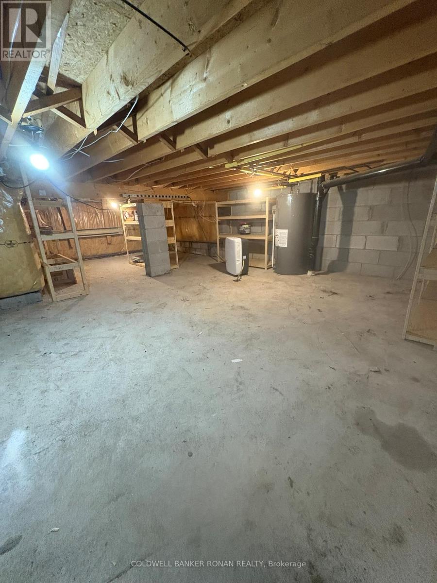 140 Fernwood Drive, Gravenhurst, Ontario  P1P 1P4 - Photo 24 - X12483975