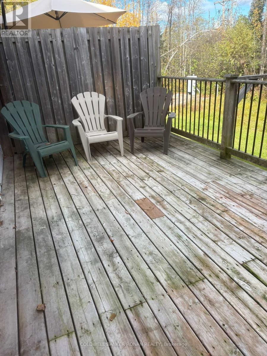 140 Fernwood Drive, Gravenhurst, Ontario  P1P 1P4 - Photo 26 - X12483975