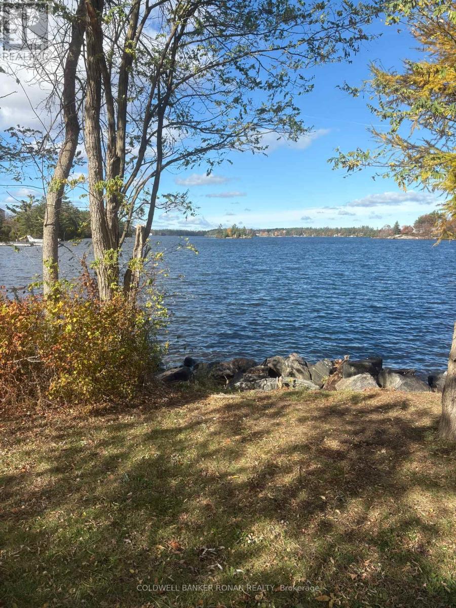 140 Fernwood Drive, Gravenhurst, Ontario  P1P 1P4 - Photo 33 - X12483975