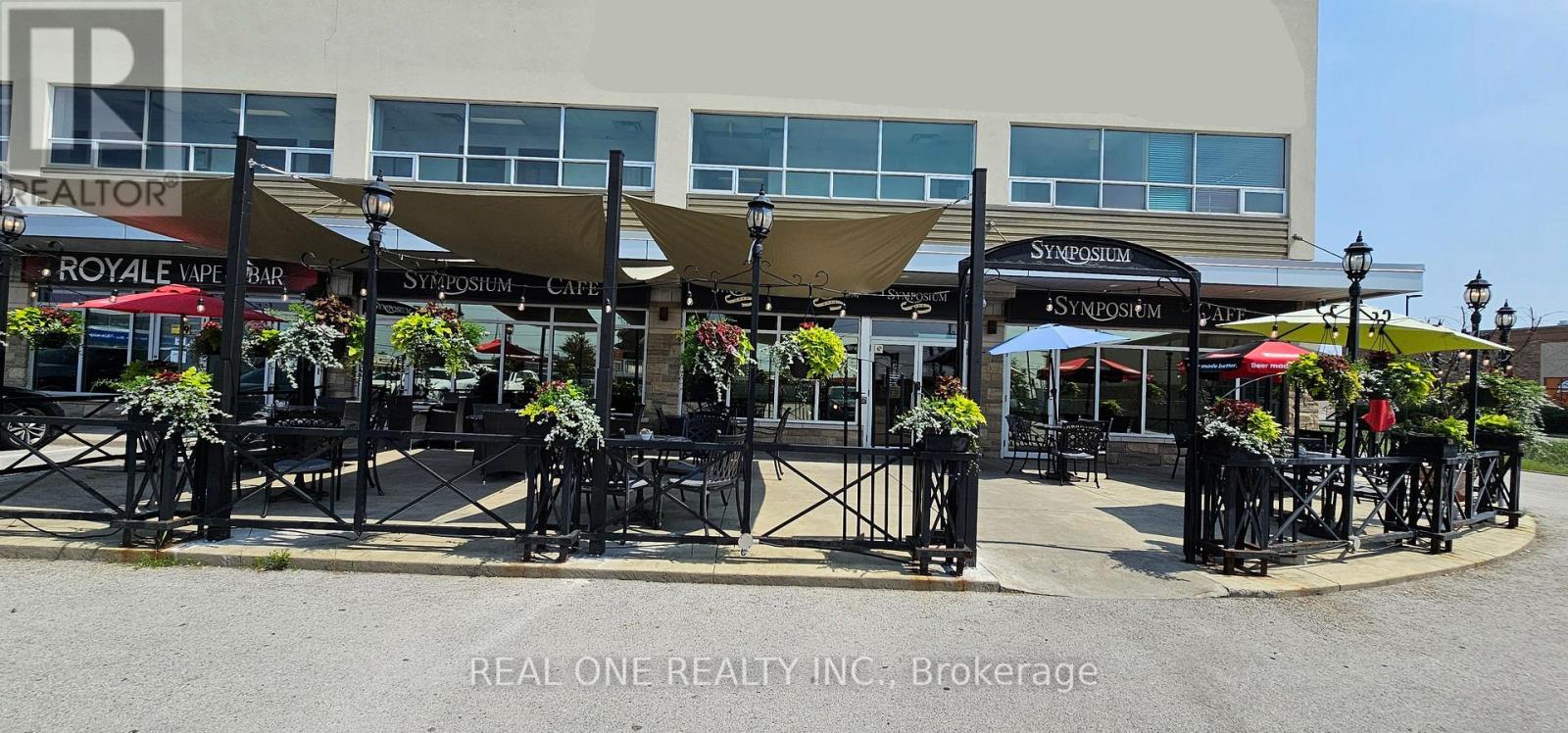 2247 Rymal Road E, Hamilton, Ontario  L8J 2V8 - Photo 2 - X12483991