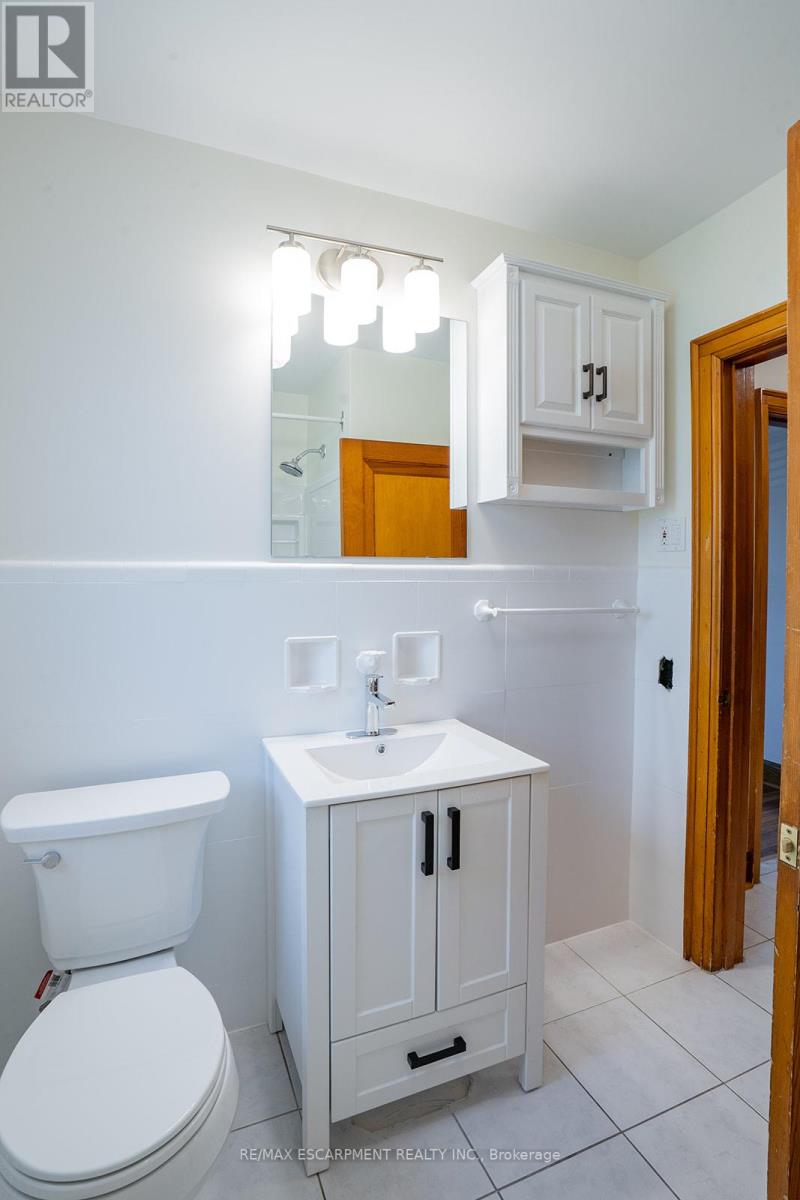 B - 324 King Street E, Hamilton, Ontario  L8G 1M3 - Photo 16 - X12483992