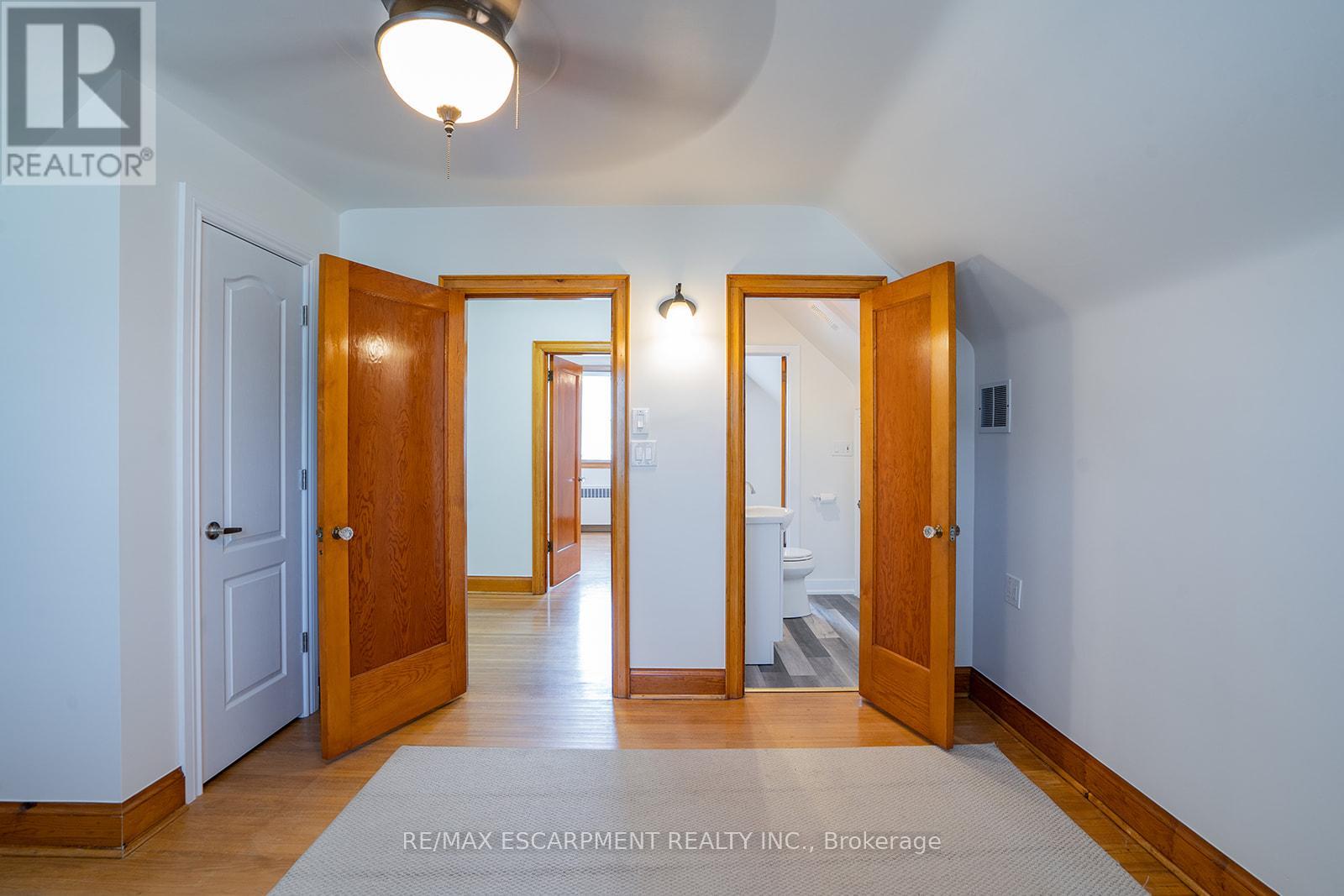 B - 324 King Street E, Hamilton, Ontario  L8G 1M3 - Photo 19 - X12483992