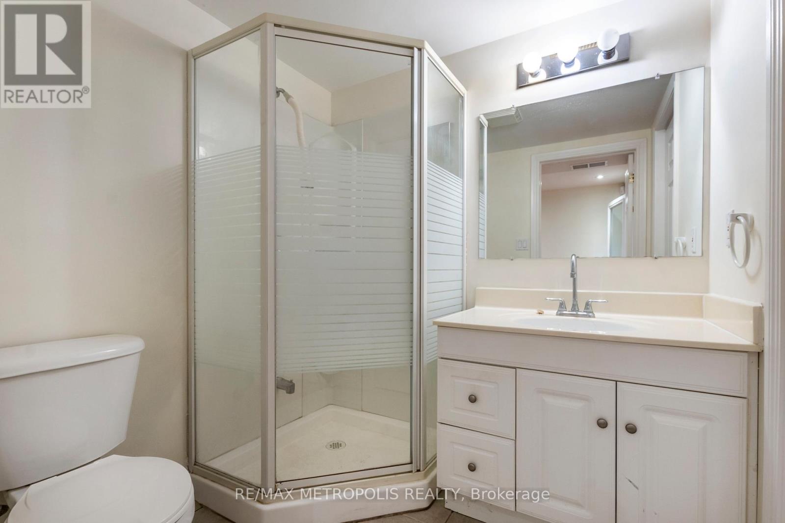 C16 - 619 Wild Ginger Avenue, Waterloo, Ontario  N2V 2X1 - Photo 34 - X12484015