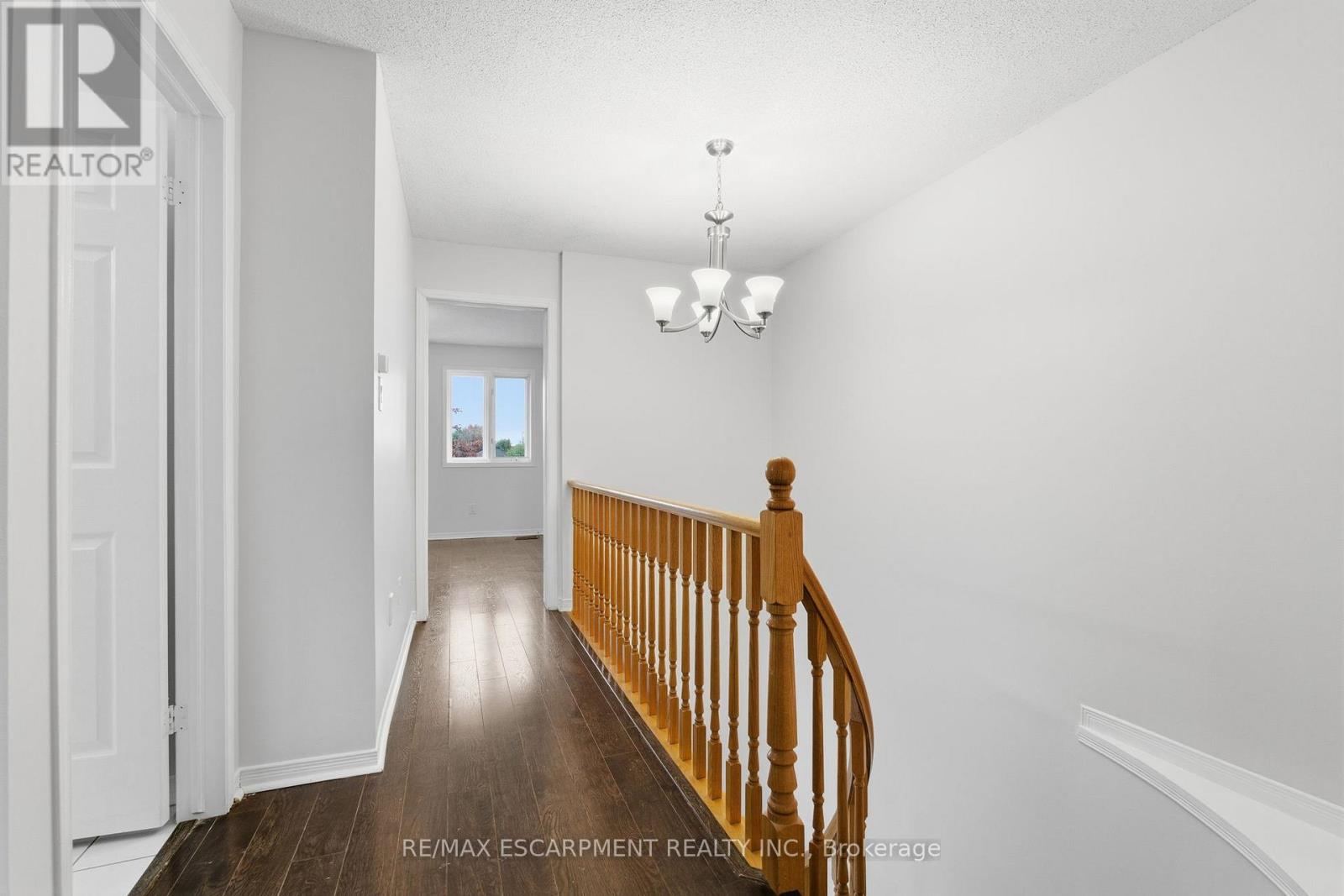 25 - 100 Vineberg Drive, Hamilton, Ontario  L8W 3X4 - Photo 24 - X12484034