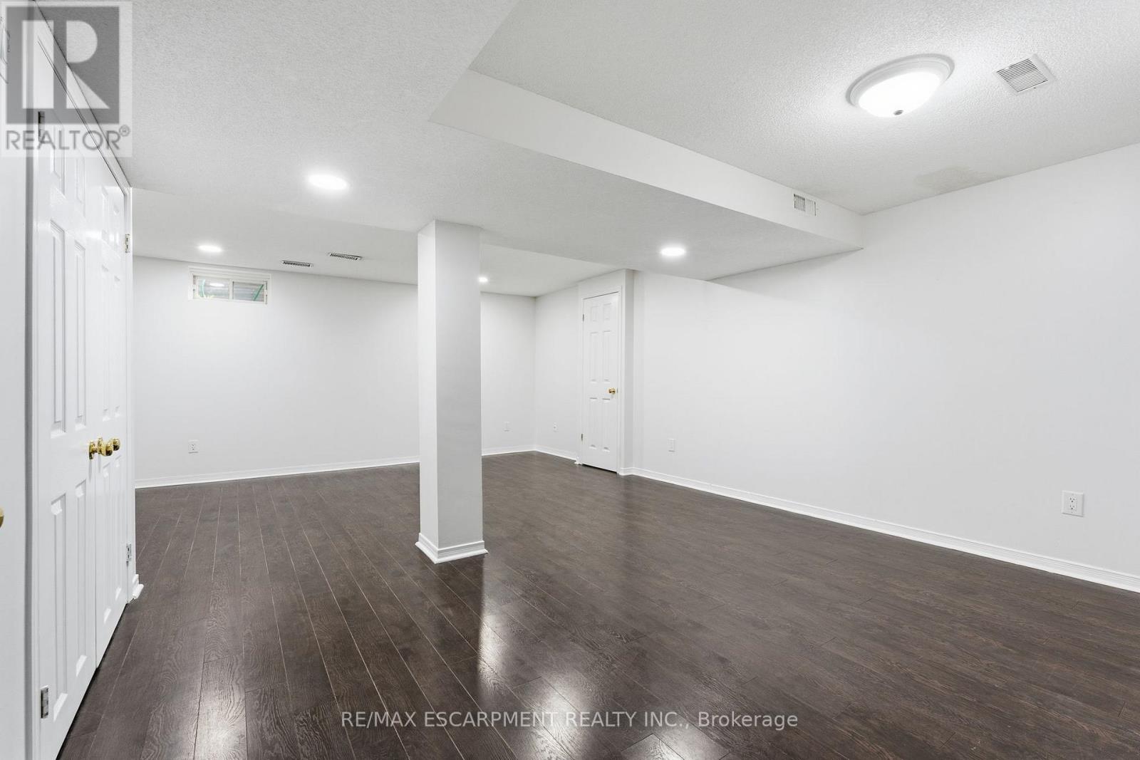 25 - 100 Vineberg Drive, Hamilton, Ontario  L8W 3X4 - Photo 43 - X12484034