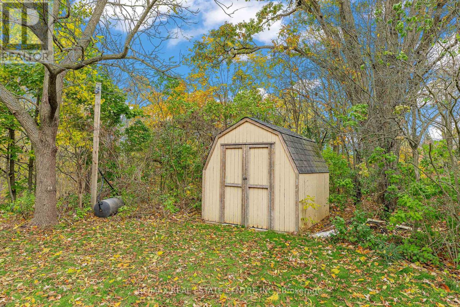 1 Hughson Street, North Dumfries, Ontario  N0B 1L0 - Photo 41 - X12484049