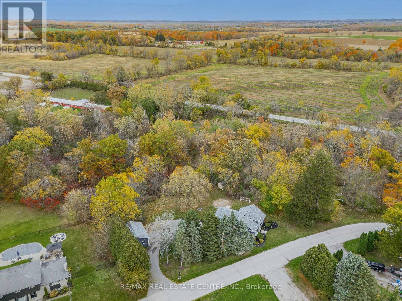 1 Hughson Street, North Dumfries, Ontario  N0B 1L0 - Photo 46 - X12484049