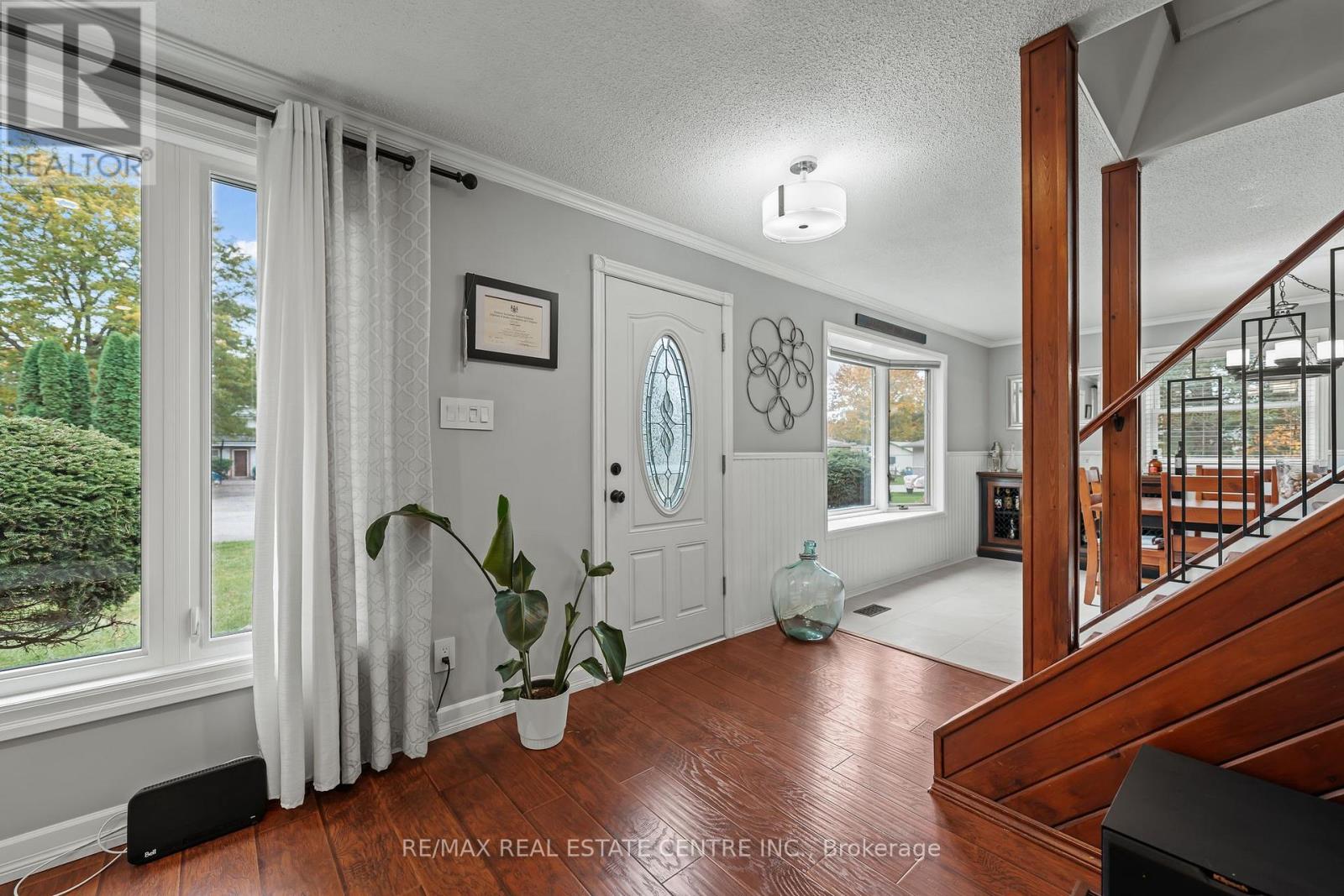 1 Hughson Street, North Dumfries, Ontario  N0B 1L0 - Photo 5 - X12484049