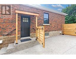 62 MONTROSE AVENUE, Hamilton, Ontario