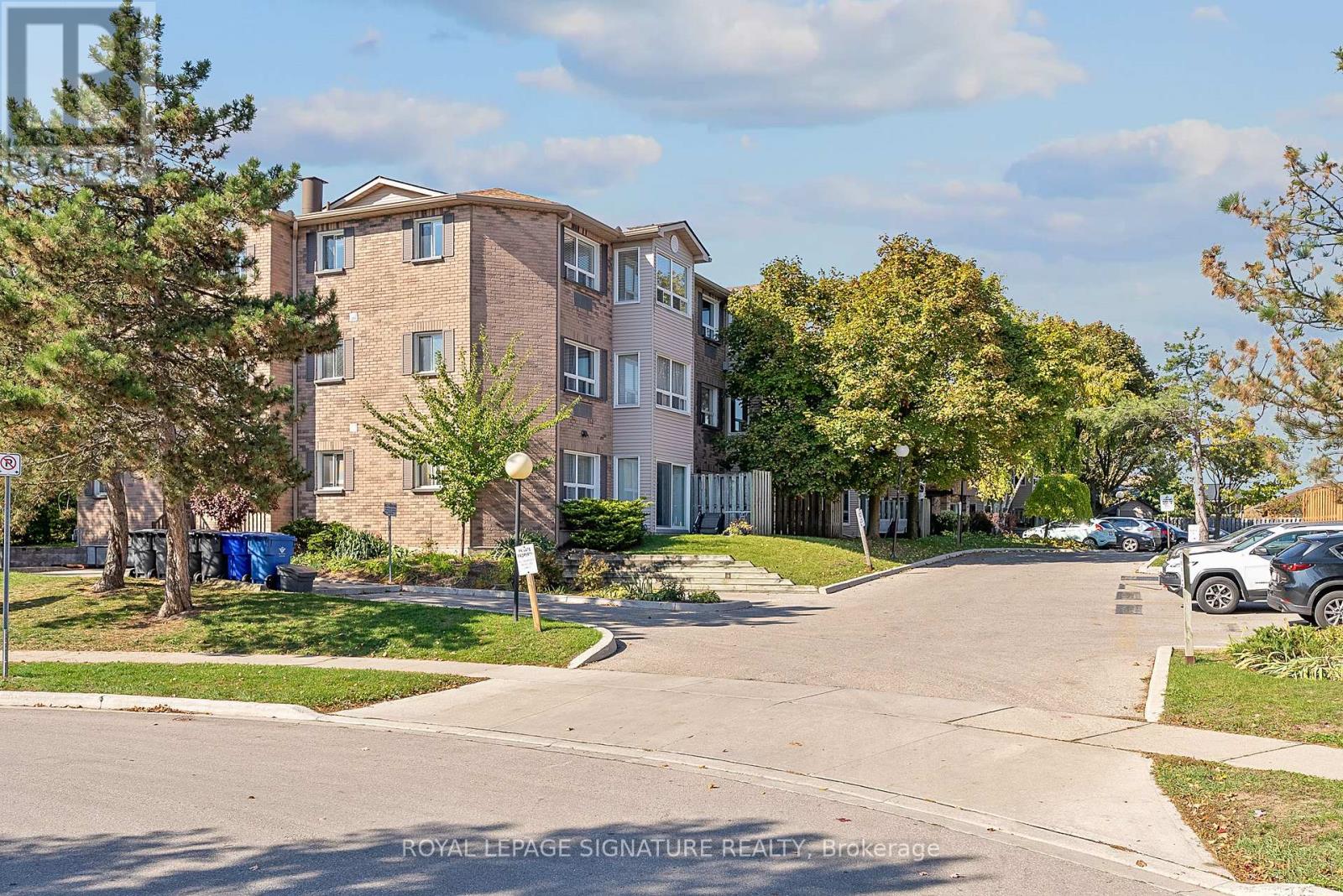110 - 30 HUGO CRESCENT, Kitchener, Ontario