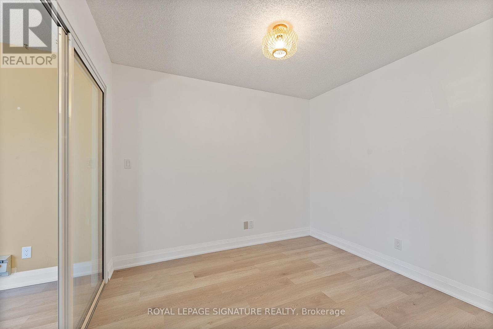 110 - 30 Hugo Crescent, Kitchener, Ontario  N2M 3Z2 - Photo 10 - X12484066