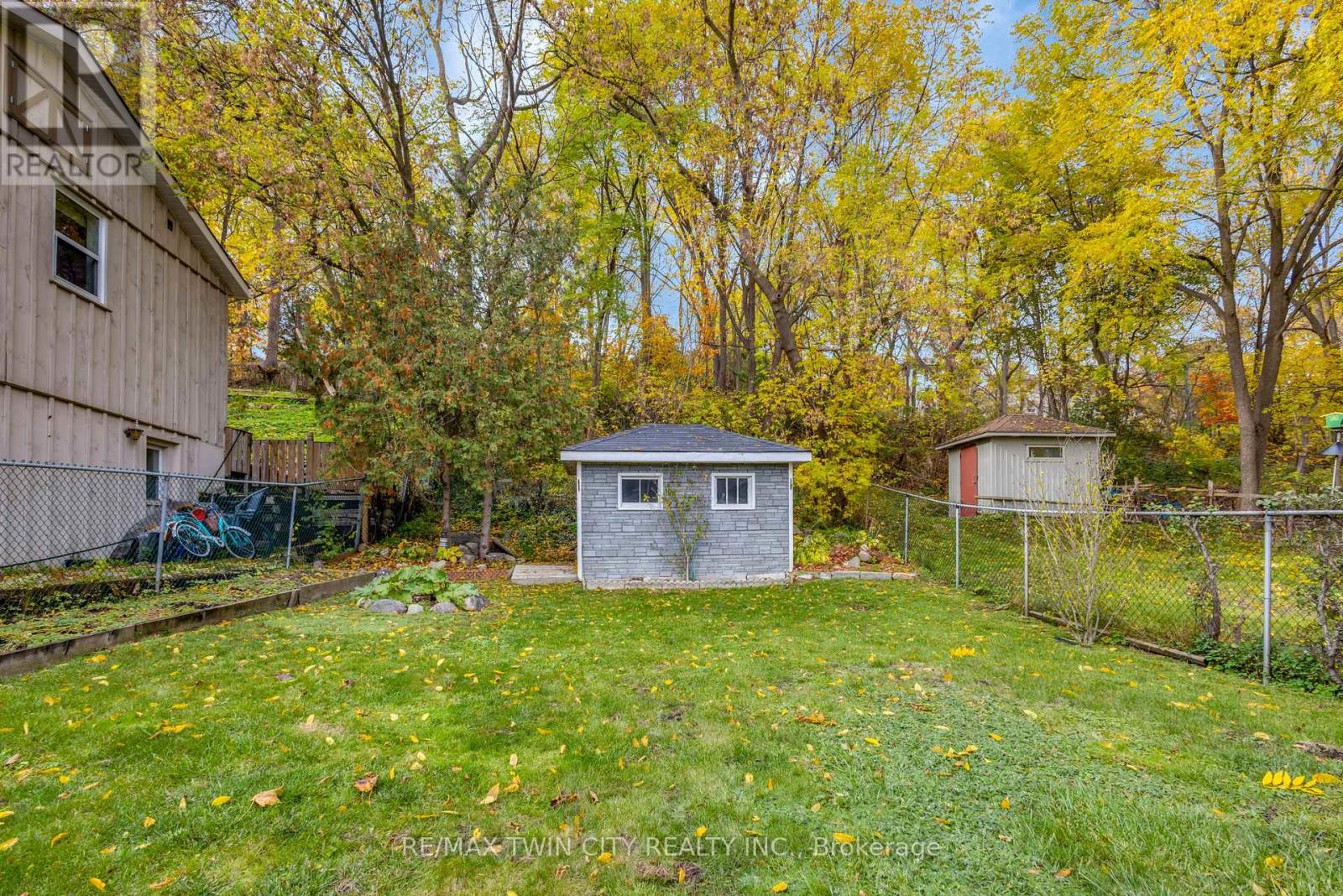 124 Elizabeth Street, Guelph, Ontario  N1E 2X3 - Photo 26 - X12484067