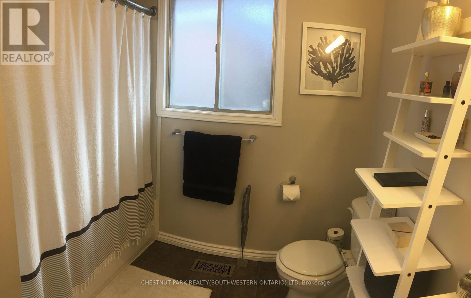 148 Green Valley Drive, Kitchener, Ontario  N2P 1C4 - Photo 13 - X12484079