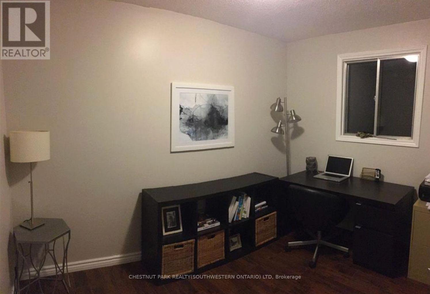 148 Green Valley Drive, Kitchener, Ontario  N2P 1C4 - Photo 16 - X12484079