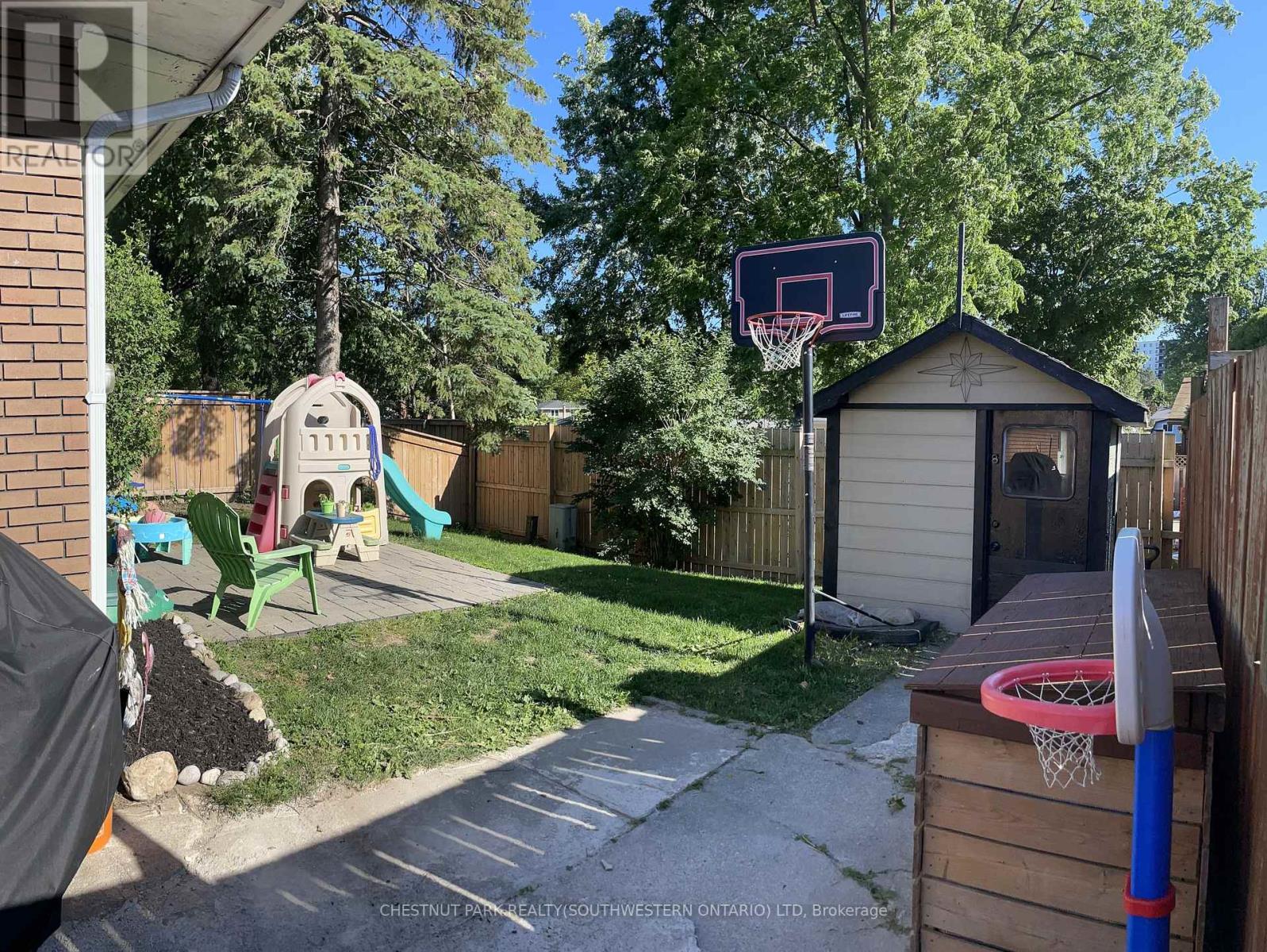 148 Green Valley Drive, Kitchener, Ontario  N2P 1C4 - Photo 26 - X12484079