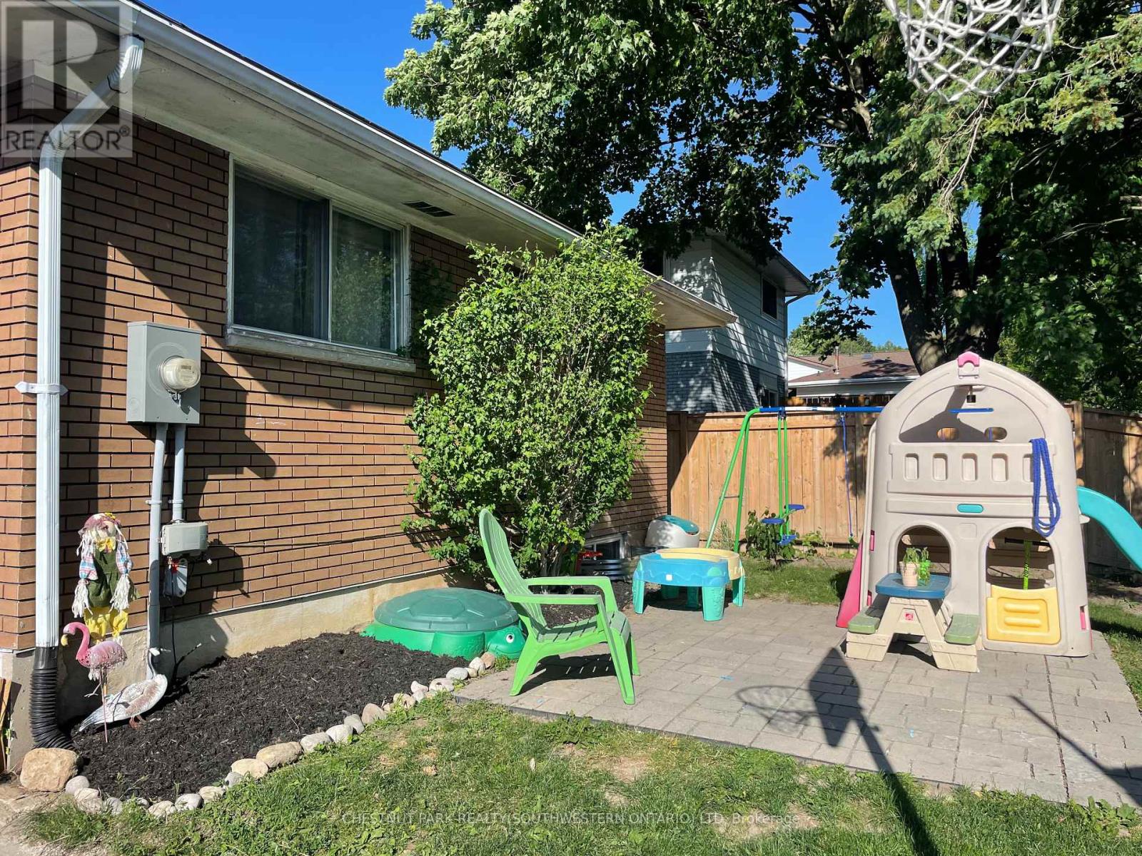 148 Green Valley Drive, Kitchener, Ontario  N2P 1C4 - Photo 28 - X12484079