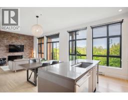 302 220 SALTER STREET, New Westminster, British Columbia