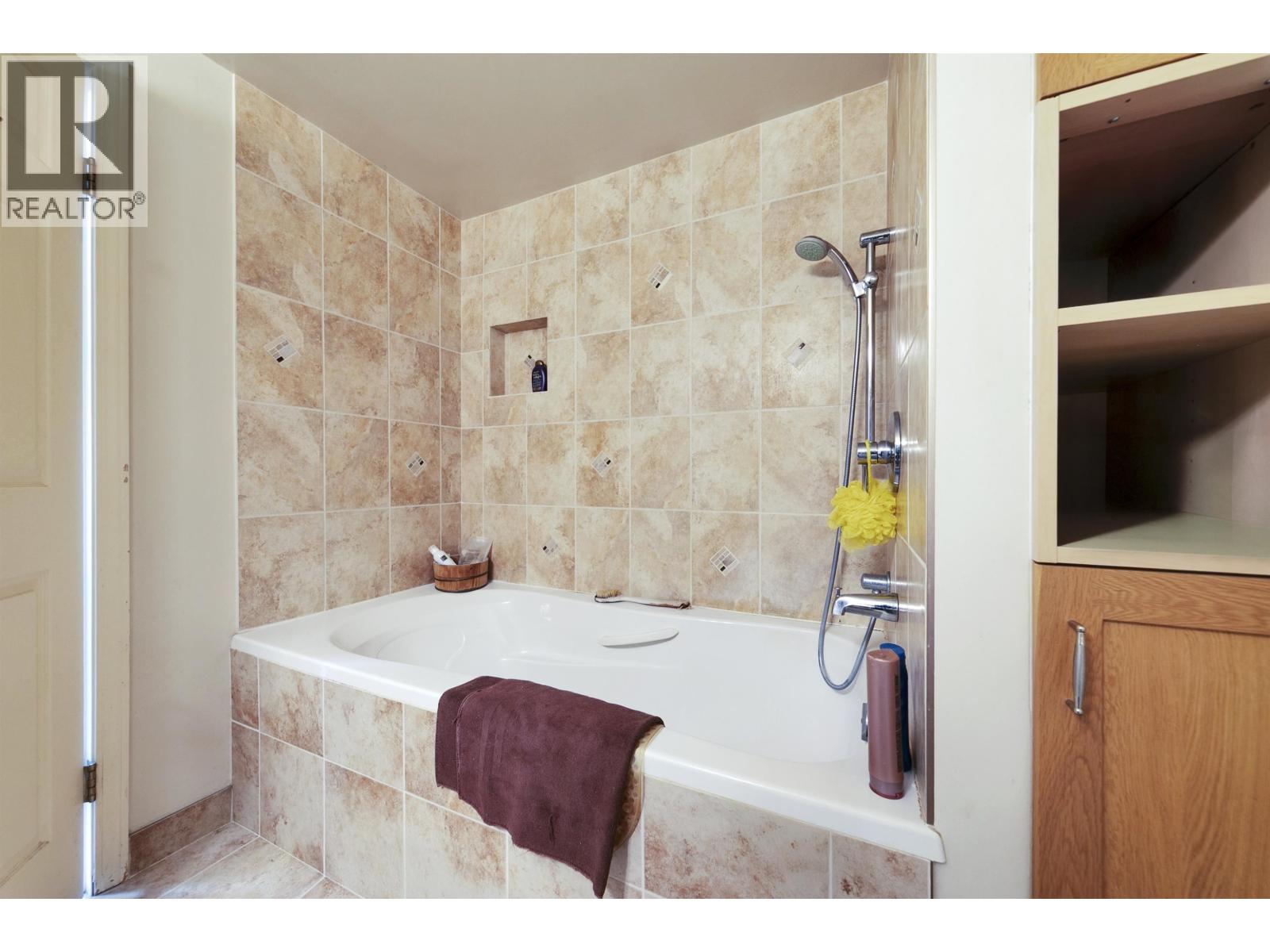 109 2288 W 12th Avenue, Vancouver, British Columbia  V6K 4R2 - Photo 14 - R3062045