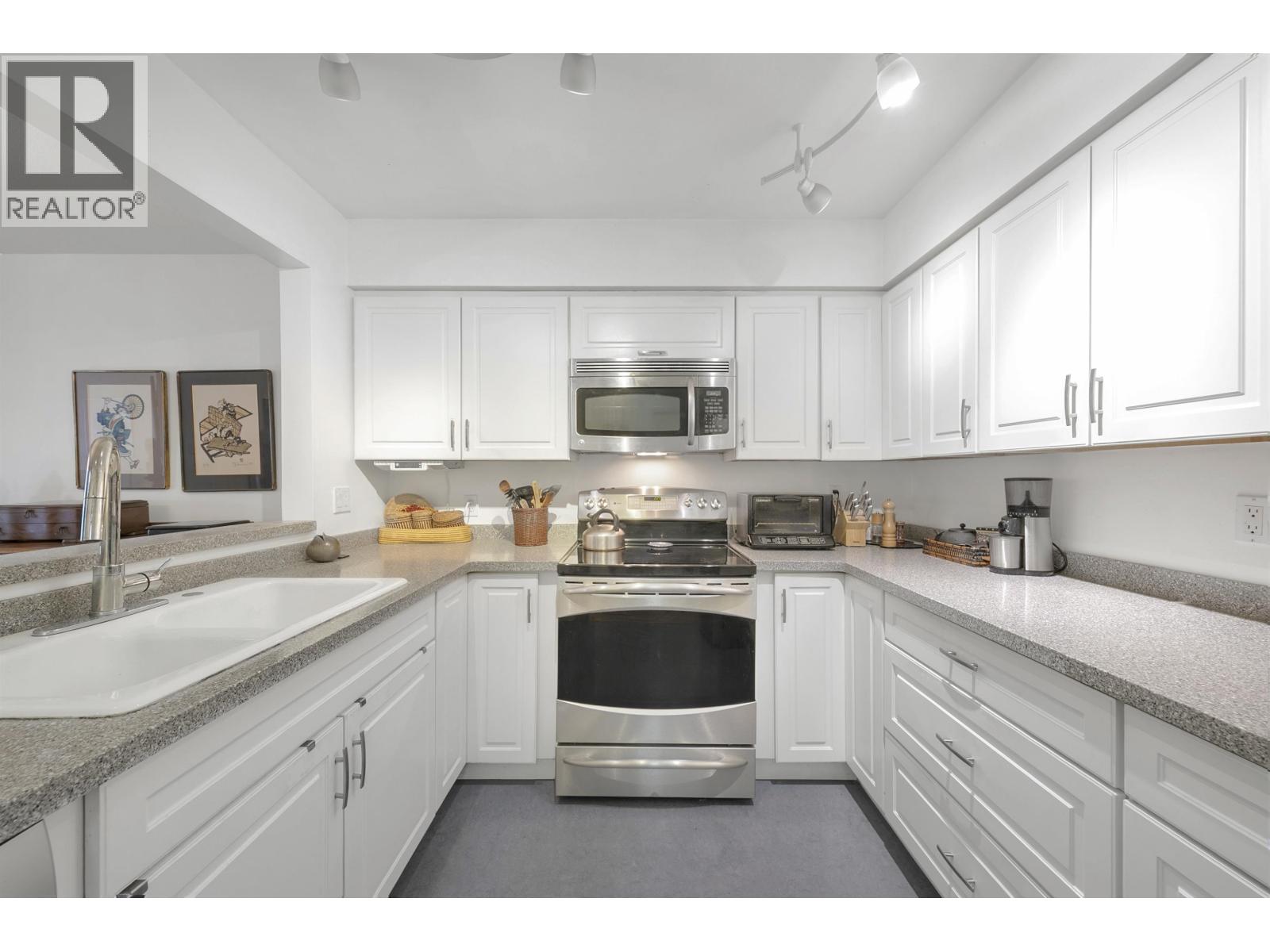 109 2288 W 12th Avenue, Vancouver, British Columbia  V6K 4R2 - Photo 8 - R3062045