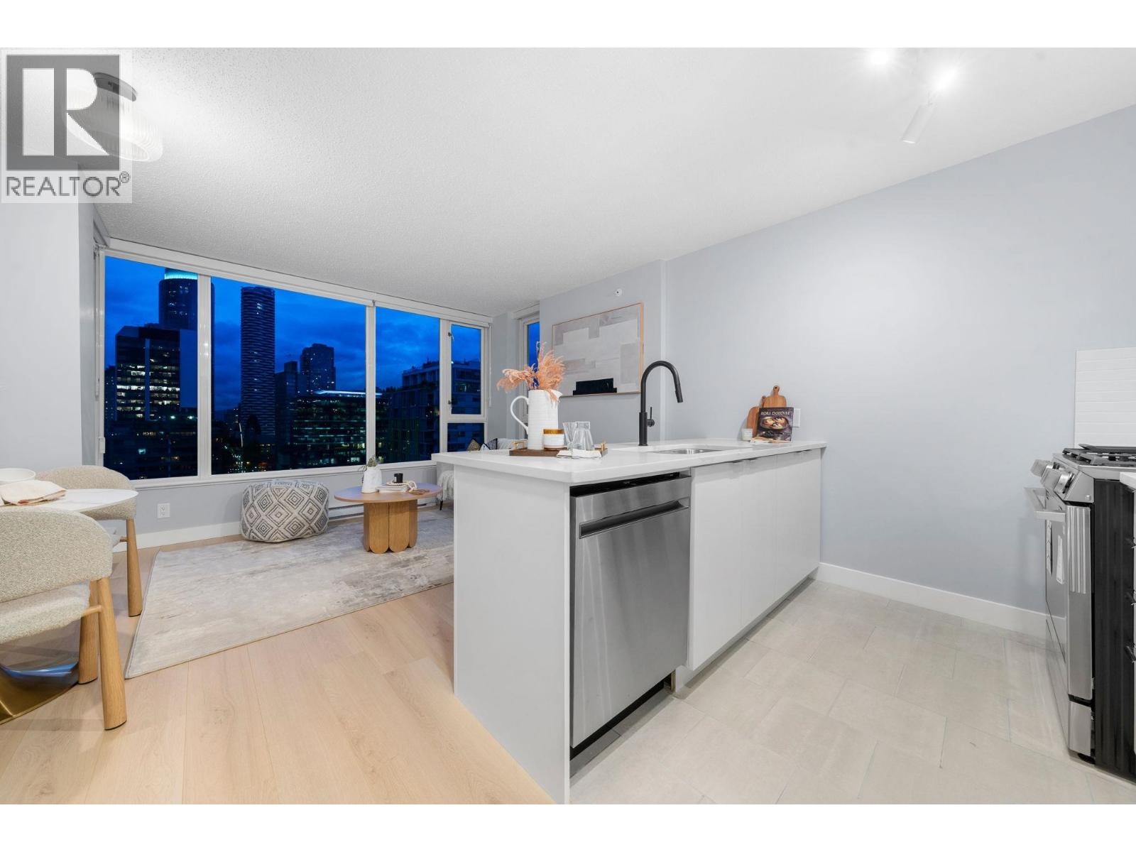 2101 1001 Richards Street, Vancouver, British Columbia  V6B 1J6 - Photo 4 - R3062047