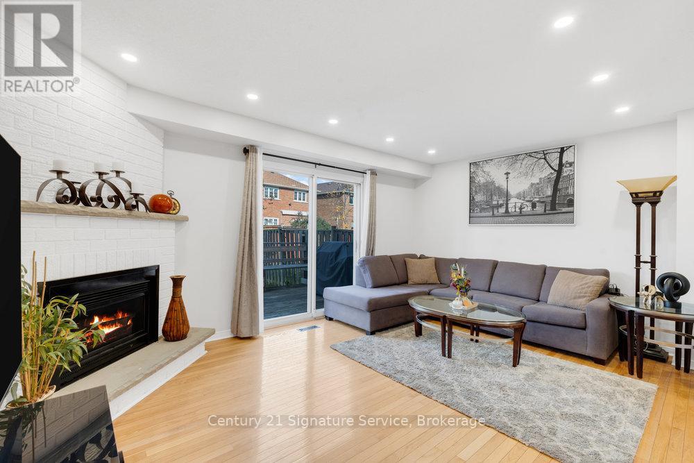 80 Dutch Crescent, Brampton, Ontario  L6Y 3X1 - Photo 13 - W12478430