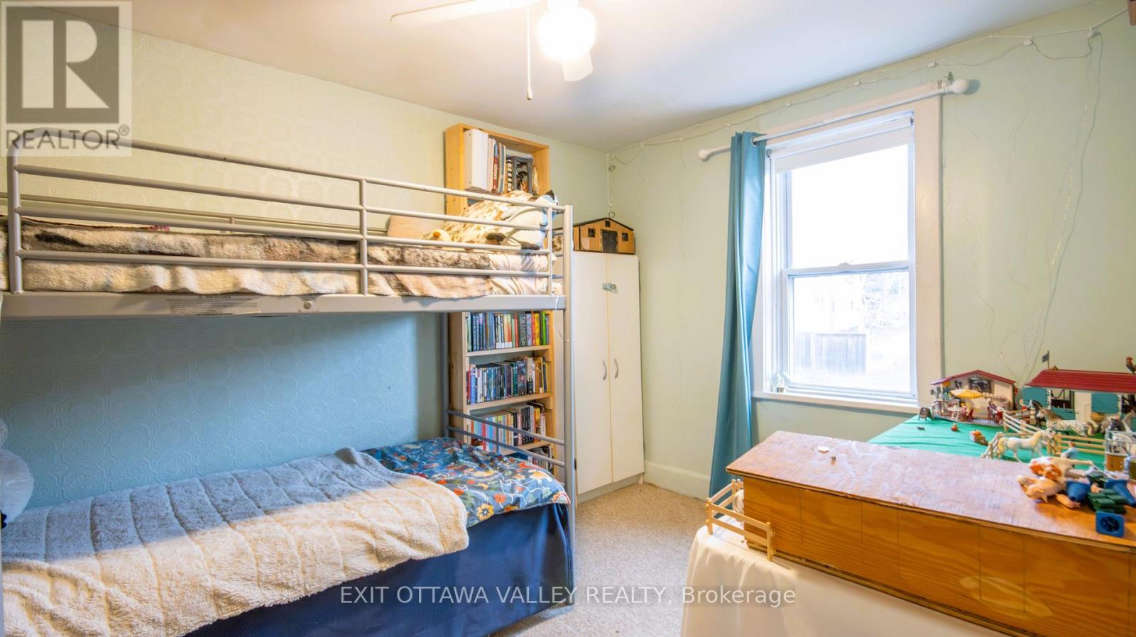 28 Paugh Lake Road, Madawaska Valley, Ontario  K0J 1B0 - Photo 21 - X12484108