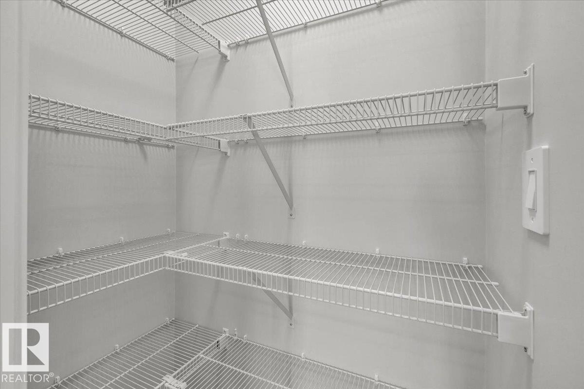 8246 Kiriak Lo Sw, Edmonton, Alberta  T6W 5S2 - Photo 6 - E4463644