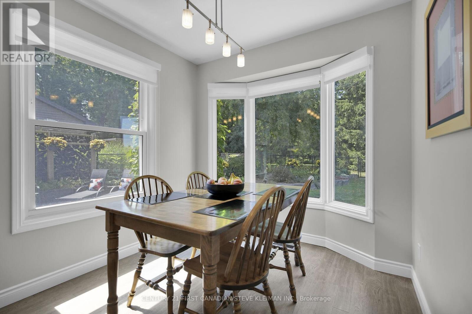 Photo 17 of 47 for 96 Meridene Crescent W