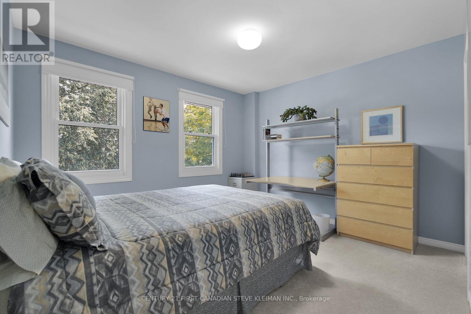 Photo 20 of 47 for 96 Meridene Crescent W