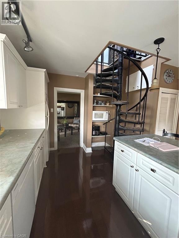 Photo 29 at 34 Queensway Drive, Brantford Photo 29 at 34 Queensway Drive, Brantford