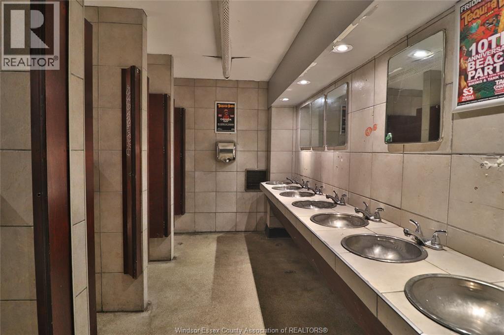 576 Ouellette, Windsor, Ontario  N9A 1B7 - Photo 24 - 25027279