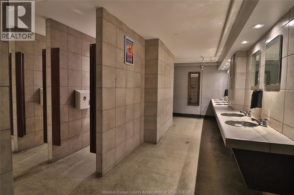 576 Ouellette, Windsor, Ontario  N9A 1B7 - Photo 26 - 25027279