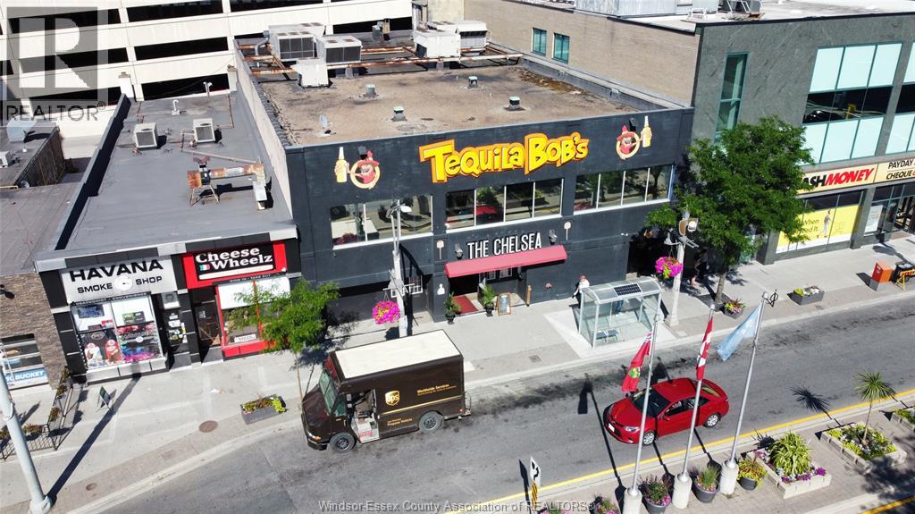 576 Ouellette, Windsor, Ontario  N9A 1B7 - Photo 4 - 25027279