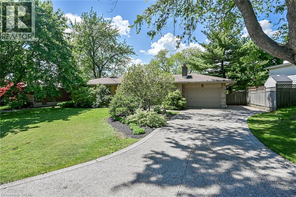 128 Oneida Boulevard, Ancaster, Ontario  L9G 3C9 - Photo 2 - 40782439