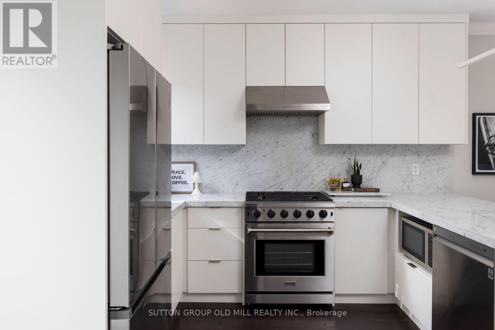 69 Peterborough Avenue, Toronto, Ontario  M6H 2L2 - Photo 25 - W12463083