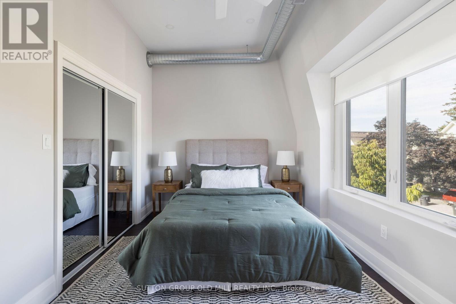 69 Peterborough Avenue, Toronto, Ontario  M6H 2L2 - Photo 33 - W12463083