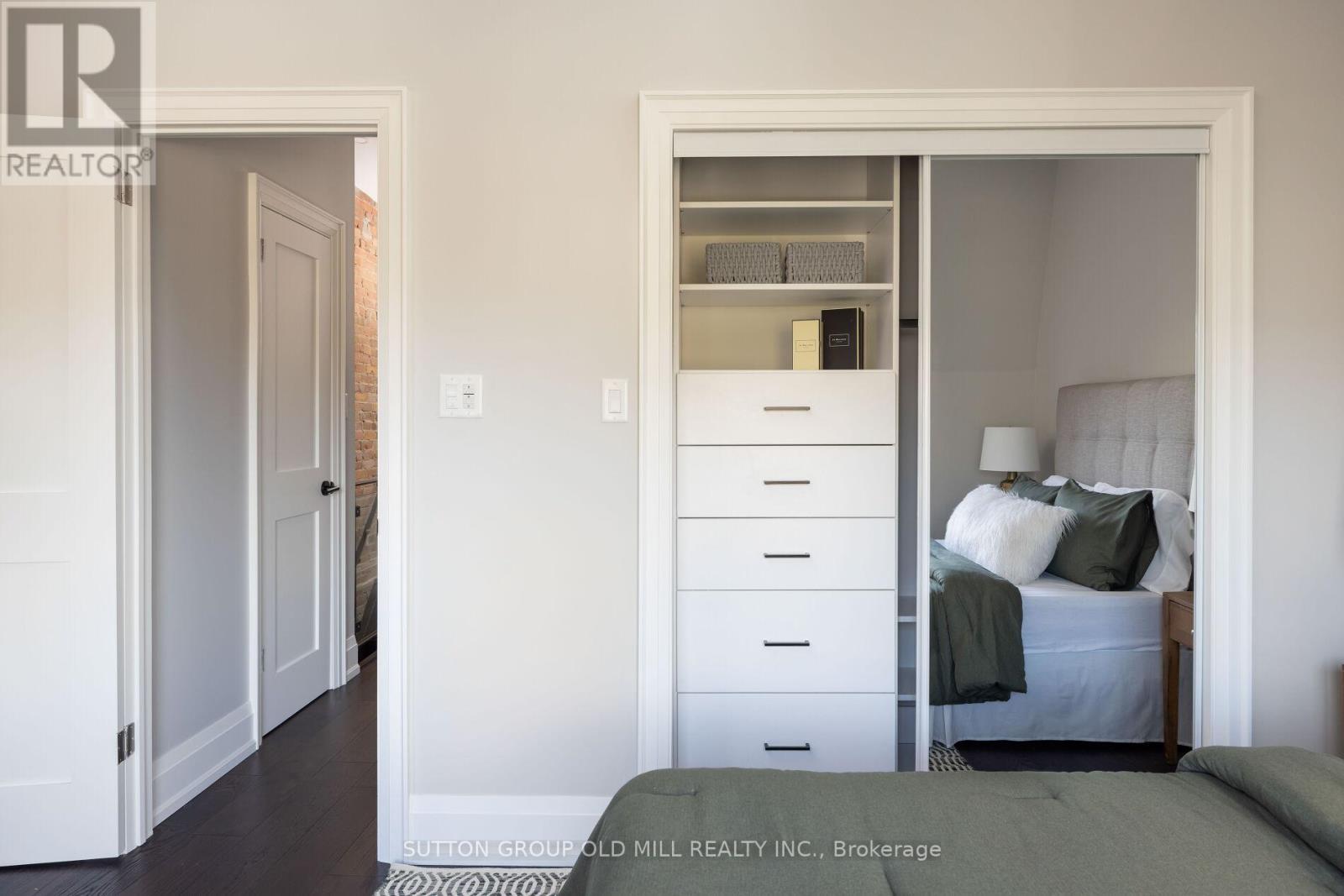 69 Peterborough Avenue, Toronto, Ontario  M6H 2L2 - Photo 35 - W12463083