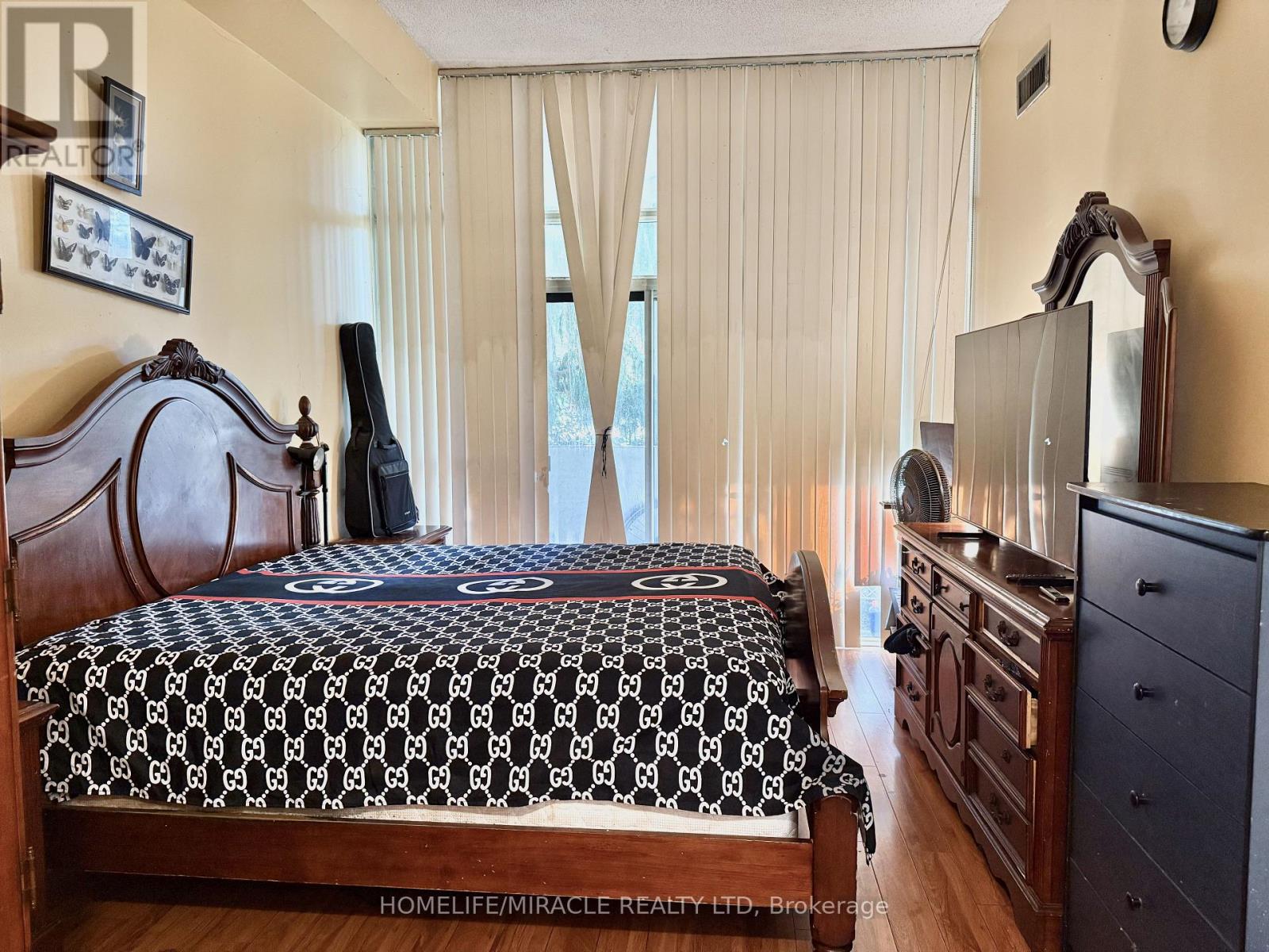 114 - 1 Rowntree Road, Toronto, Ontario  M9V 5G7 - Photo 10 - W12465059