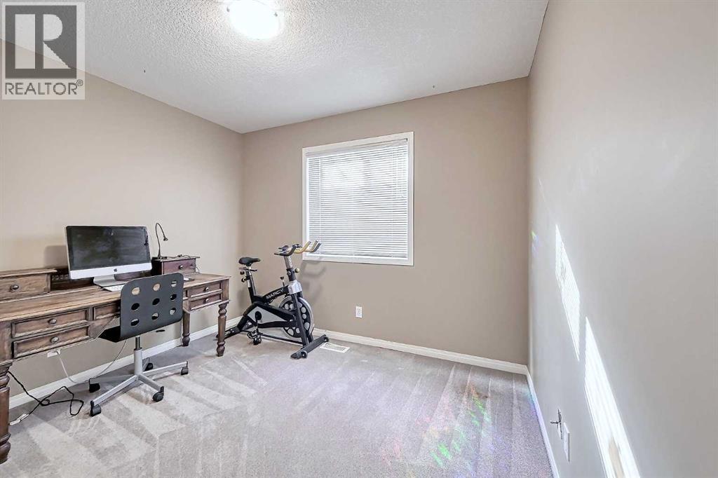 73 Everwoods Road Sw, Calgary, Alberta  T2Y 5C9 - Photo 28 - A2264395