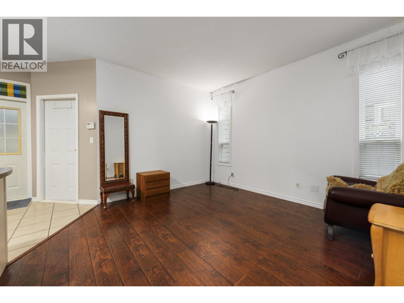 10231 Cambie Road, Richmond, British Columbia  V6X 4A4 - Photo 17 - R3062069