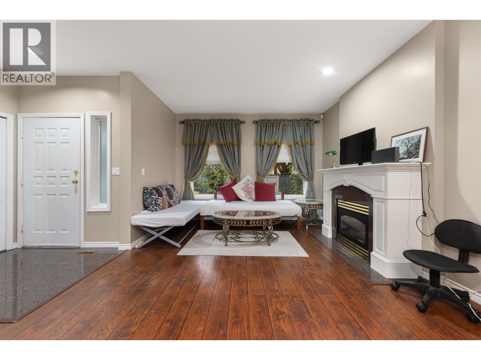 10231 Cambie Road, Richmond, British Columbia  V6X 4A4 - Photo 7 - R3062069
