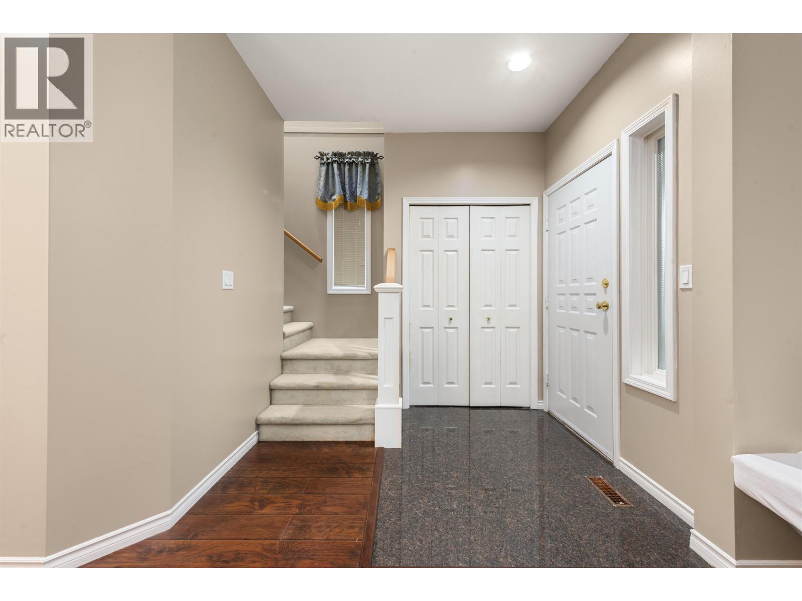10231 Cambie Road, Richmond, British Columbia  V6X 4A4 - Photo 4 - R3062069