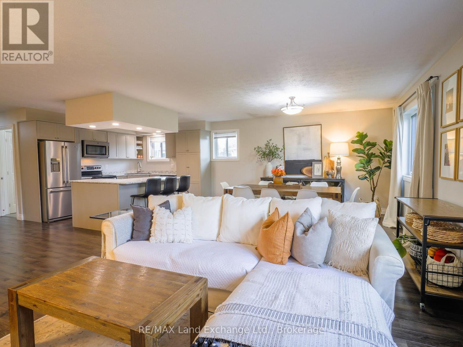 829 Highland Street, Saugeen Shores, Ontario  N0H 2C2 - Photo 10 - X12484241
