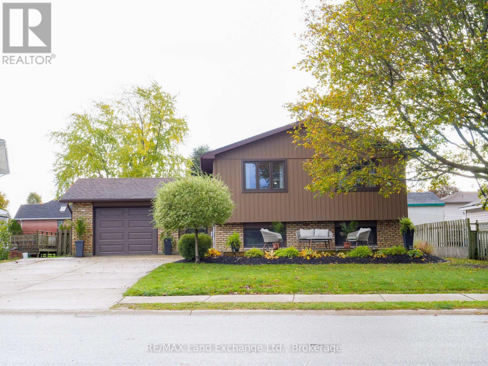 829 Highland Street, Saugeen Shores, Ontario  N0H 2C2 - Photo 44 - X12484241