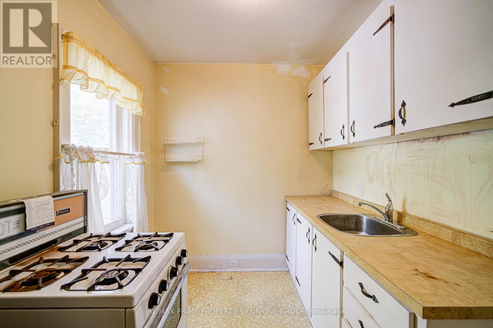 156 Brookdale Avenue, Toronto, Ontario  M5M 1P5 - Photo 22 - C12484105