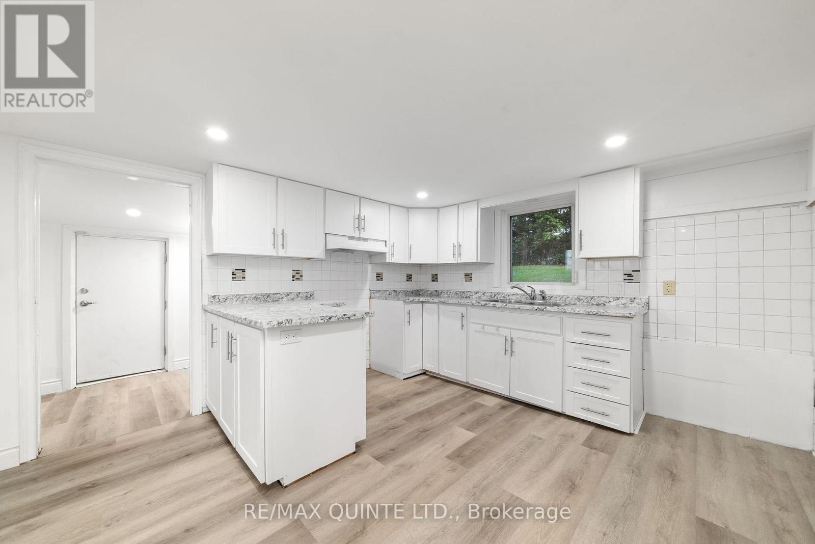 78 Wallbridge Cres Crescent, Belleville, Ontario  K8P 1Z4 - Photo 16 - X12484187