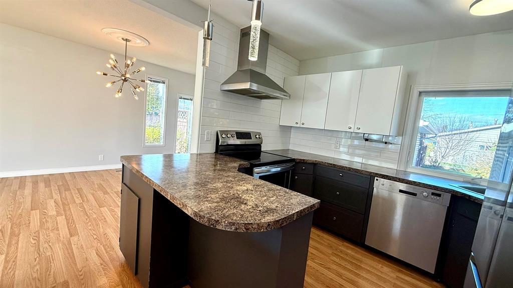 479 Ash Avenue, Steinbach, Manitoba  R5G 0G6 - Photo 4 - 202527359